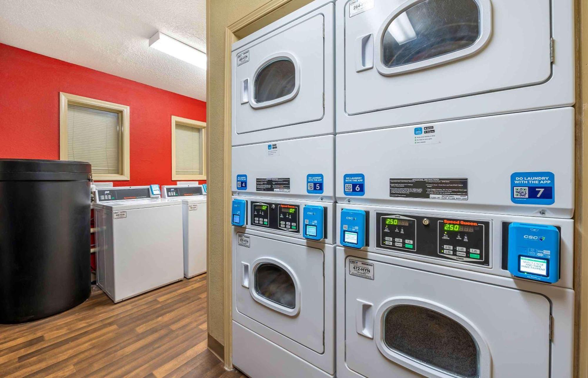 Suburban Studios Indianapolis Northwest - College Parks Экстерьер фото