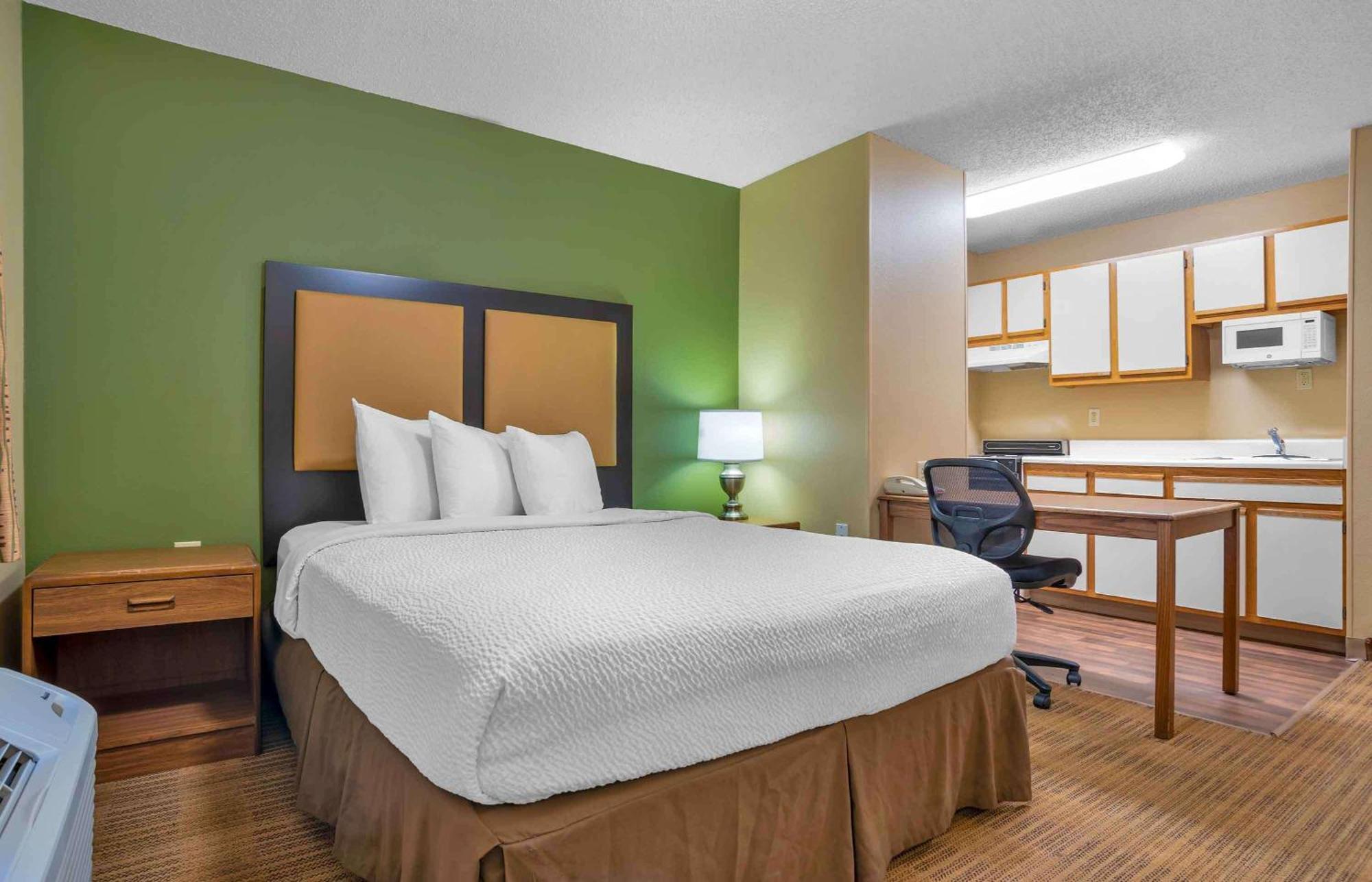 Suburban Studios Indianapolis Northwest - College Parks Экстерьер фото