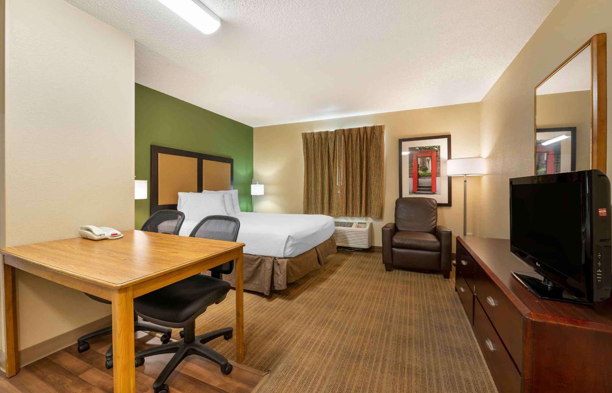 Suburban Studios Indianapolis Northwest - College Parks Экстерьер фото