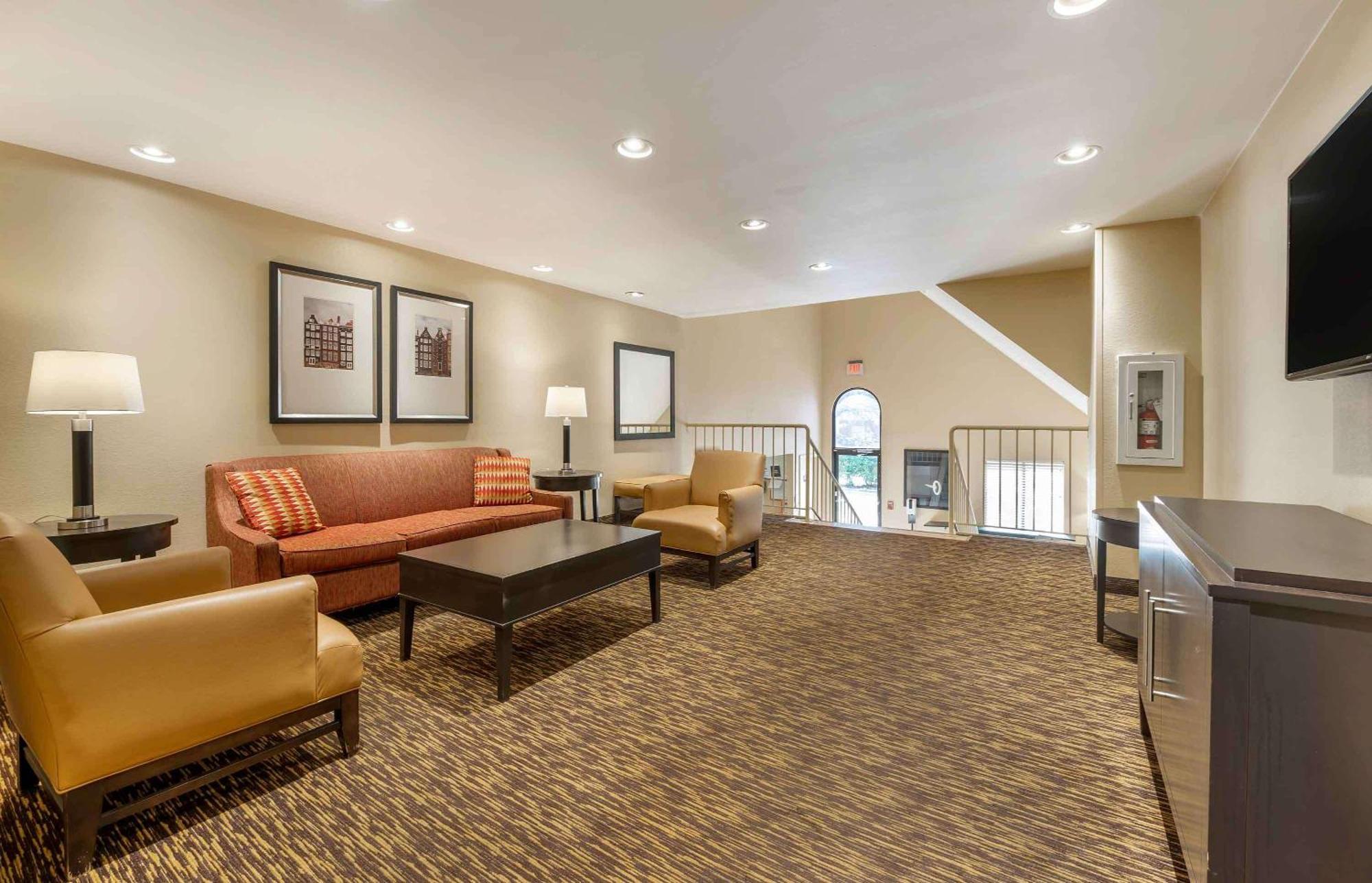 Suburban Studios Indianapolis Northwest - College Parks Экстерьер фото